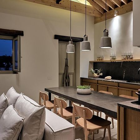 Niova Villa - Seafront, Private Pool And Ionian Sea Views, By Zantewize Alykes  Extérieur photo