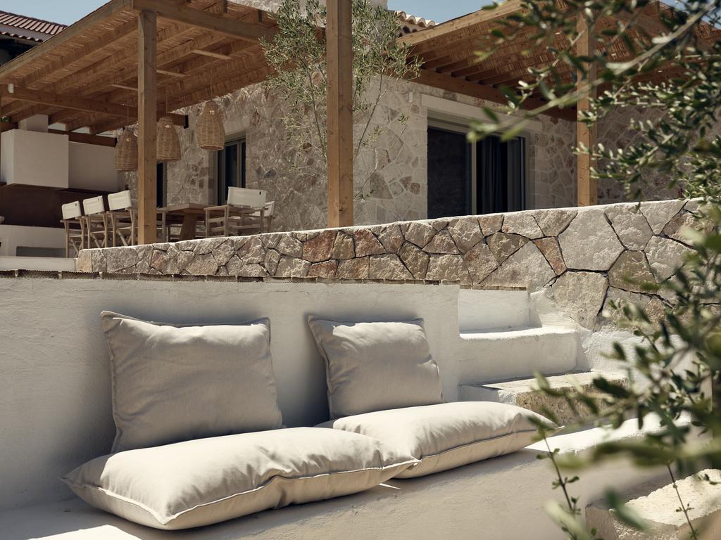 Niova Villa - Seafront, Private Pool And Ionian Sea Views, By Zantewize Alykes  Extérieur photo