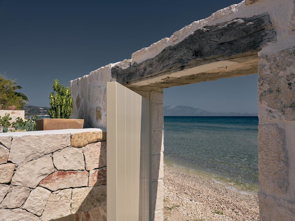 Niova Villa - Seafront, Private Pool And Ionian Sea Views, By Zantewize Alykes  Extérieur photo