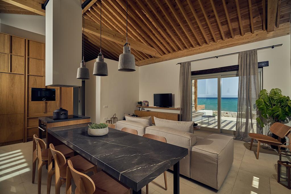 Niova Villa - Seafront, Private Pool And Ionian Sea Views, By Zantewize Alykes  Extérieur photo