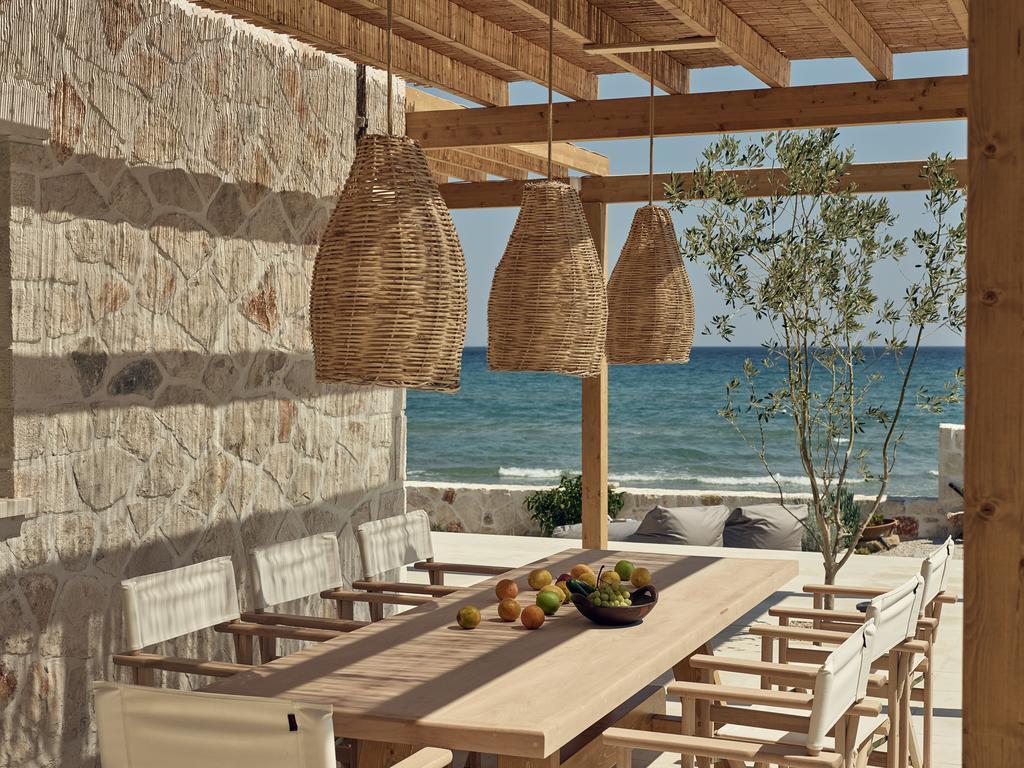 Niova Villa - Seafront, Private Pool And Ionian Sea Views, By Zantewize Alykes  Extérieur photo