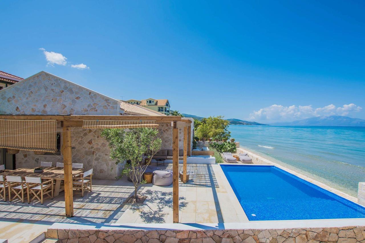 Niova Villa - Seafront, Private Pool And Ionian Sea Views, By Zantewize Alykes  Extérieur photo
