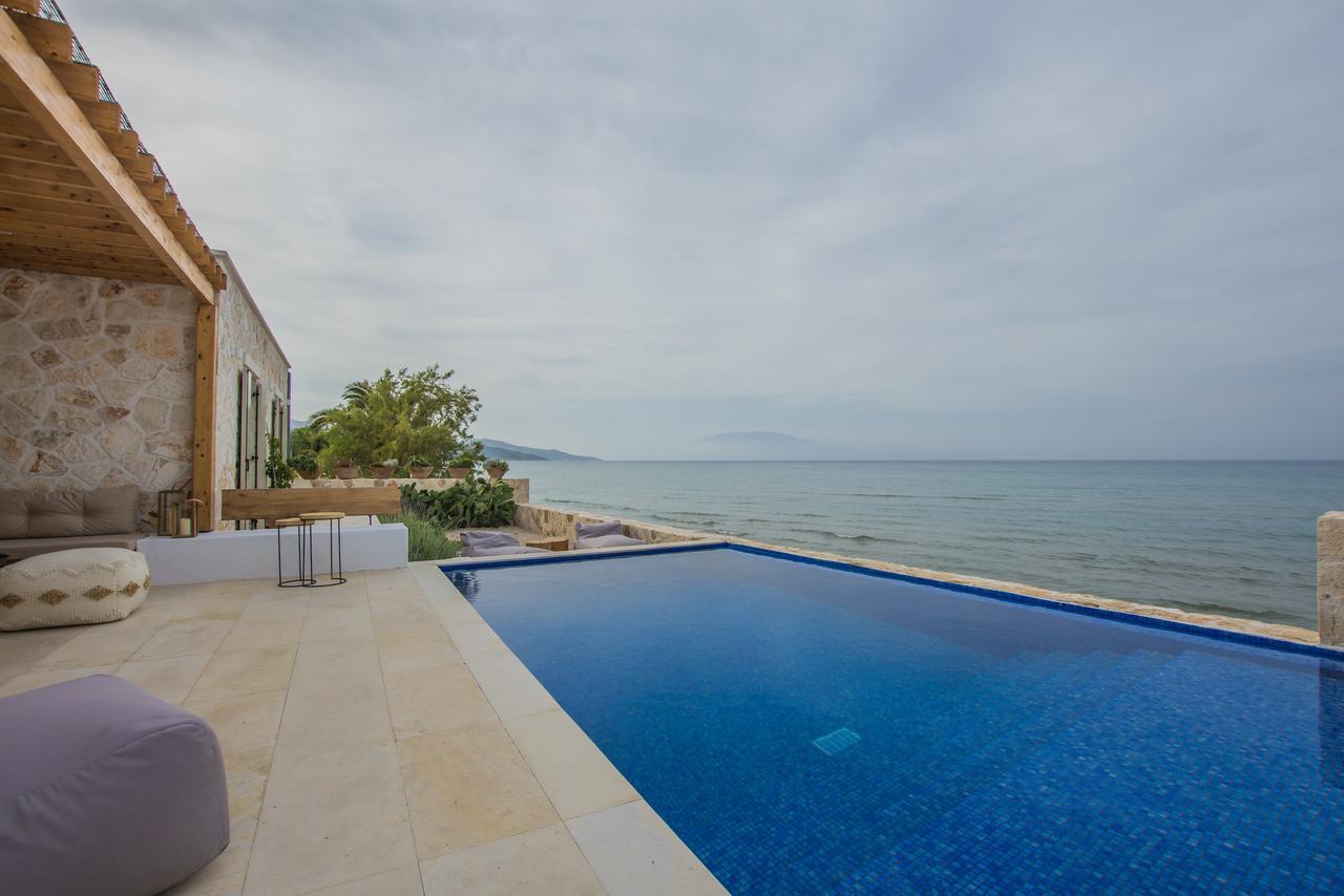 Niova Villa - Seafront, Private Pool And Ionian Sea Views, By Zantewize Alykes  Extérieur photo